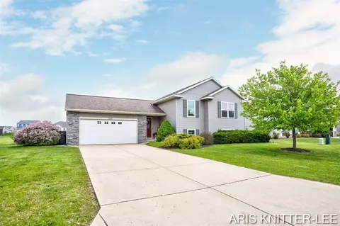 2484 Black Brk, Zeeland, MI 49464