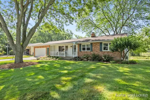 4432 Cloverleaf, Grand Rapids, MI 49546