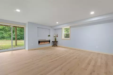 Living - 3053 Reed, Buchanan, MI 49107 photo 5 of 5