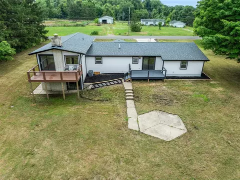 Exterior - 3053 Reed, Buchanan, MI 49107 photo 4 of 5