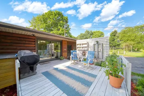 Exterior - 2933 Robinson, Jackson, MI 49203 photo 5 of 13