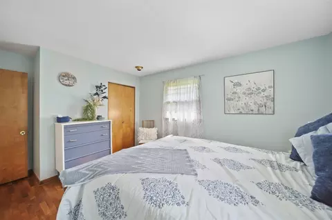 Bedroom - 2933 Robinson, Jackson, MI 49203 photo 5 of 5