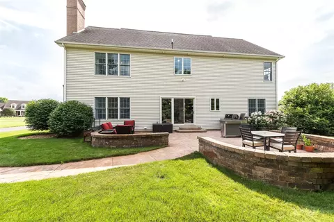 3802 E Gdn, Saline, MI 48176 photo 2