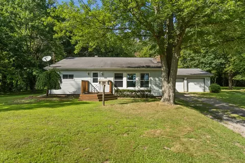 786 White Lk, Pleasant Lake, MI 49272