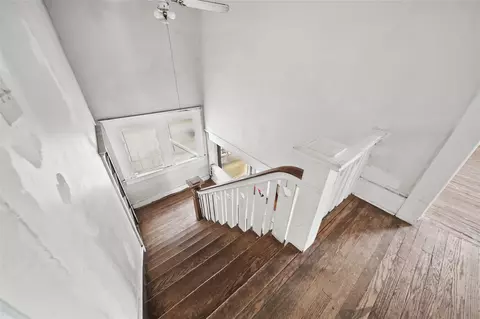 Entry Way - 601 607 1st, Jackson, MI 49203 photo 9 of 9