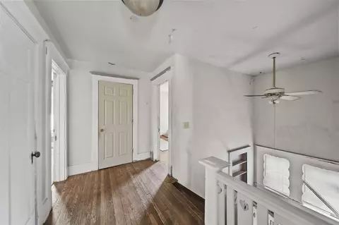 Entry Way - 601 607 1st, Jackson, MI 49203 photo 7 of 9