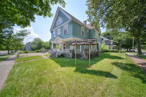 601 607 1st, Jackson, MI 49203