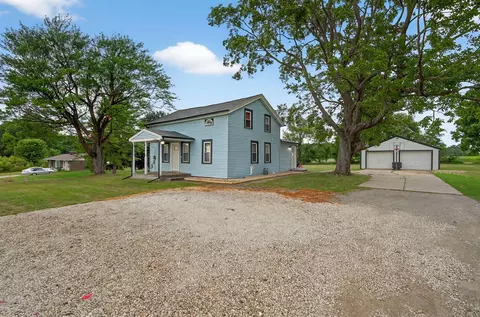 24464 Redfield, Edwardsburg, MI 49112