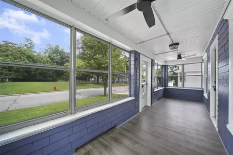 Exterior - 1123 Walker, Jackson, MI 49202 photo 22 of 23