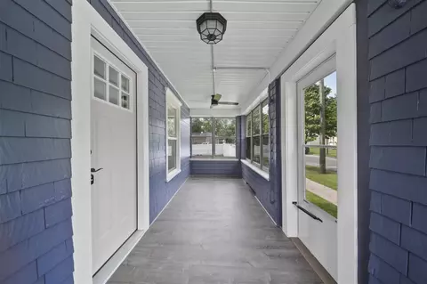 Exterior - 1123 Walker, Jackson, MI 49202 photo 2 of 23