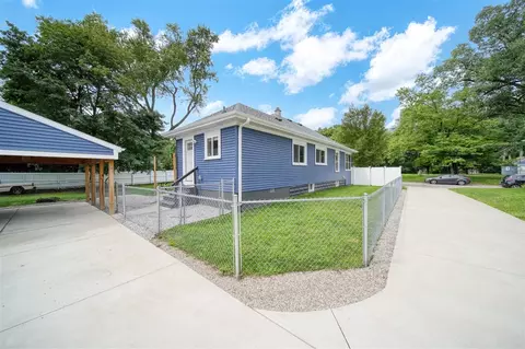 Exterior - 1123 Walker, Jackson, MI 49202 photo 8 of 23