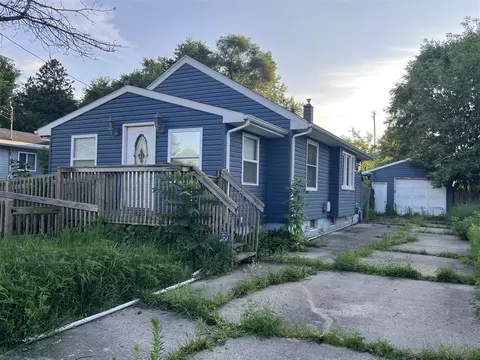 312 Hume, Lansing, MI 48917