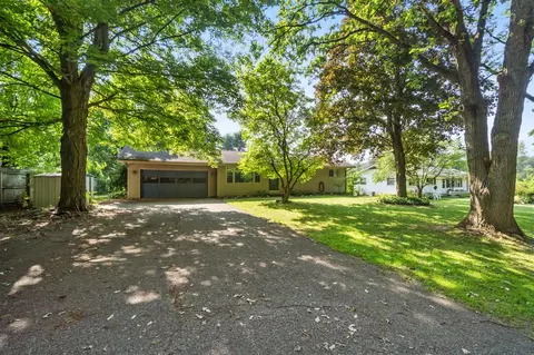 5912 Maple Dl, Jackson, MI 49201 photo 3