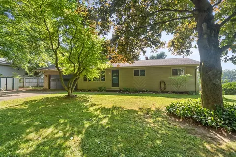 5912 Maple Dl, Jackson, MI 49201 photo 2