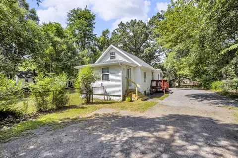 698 S Dettman, Jackson, MI 49203