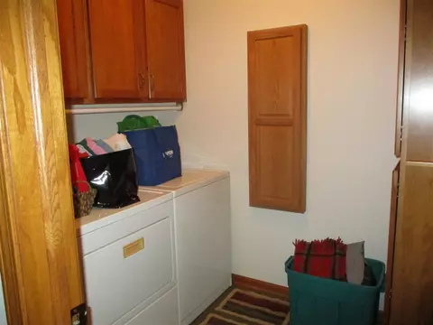 715 Fieldview, Grand Ledge, MI 48837 photo 17