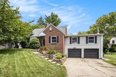 2106 Chaparral, Kalamazoo, MI 49006
