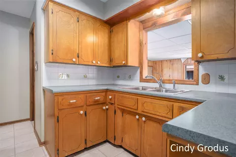 2085 E 95th, Newaygo, MI 49337 photo 9