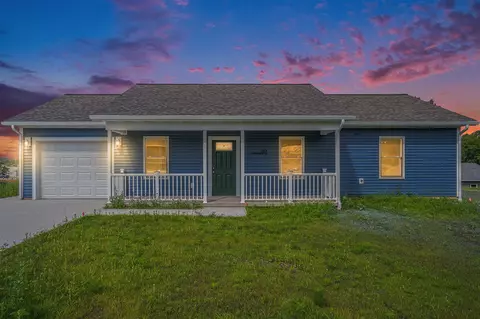 267 Stonecrest Dr, Shelby, MI 49455