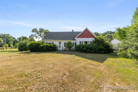 1044 N Green Crk, Muskegon, MI 49445