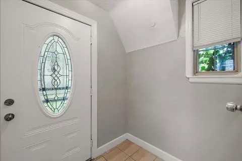 Entry Way - 5910 Hillcrest, Grosse Pointe, MI 48236 photo 1 of 5