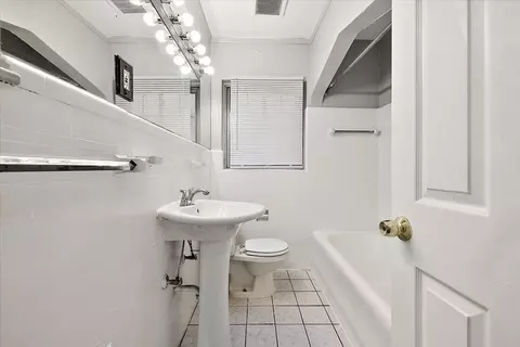 Bath - 5910 Hillcrest, Grosse Pointe, MI 48236 photo 1 of 5