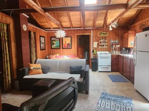 7306 W Erik, Baldwin, MI 49304 photo 3