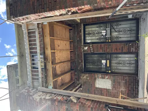 2696 W Grand, Detroit, MI 48238