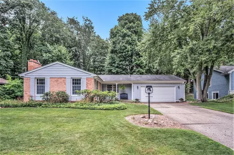 3170 Paris Park, Kentwood, MI 49512