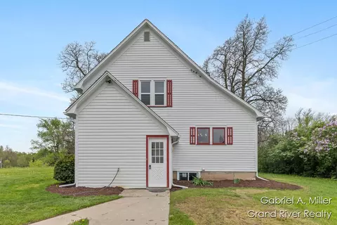 Exterior - 49 E 112th, Grant, MI 49327 photo 4 of 5