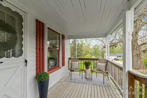 Exterior - 49 E 112th, Grant, MI 49327 photo 3 of 5