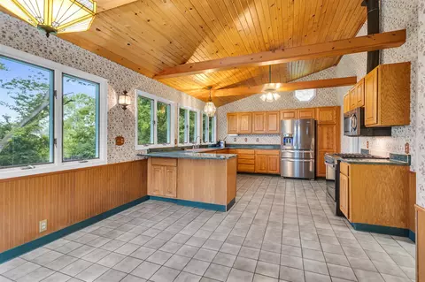 2901 E South, Jackson, MI 49201 photo 4