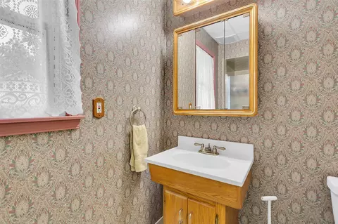 2901 E South, Jackson, MI 49201 photo 12