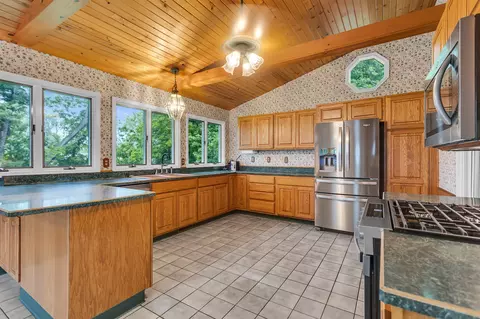 2901 E South, Jackson, MI 49201 photo 6