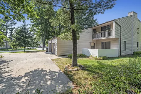 17424 Parkwood #C, Spring Lake, MI 49456