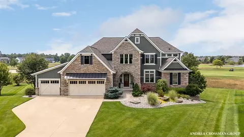 4415 Grand, Holland, MI 49424