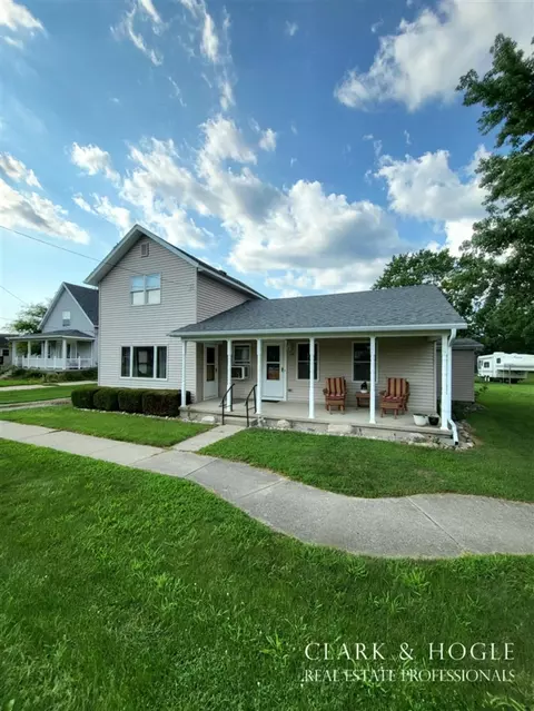 134 E Lincoln, Pewamo, MI 48873