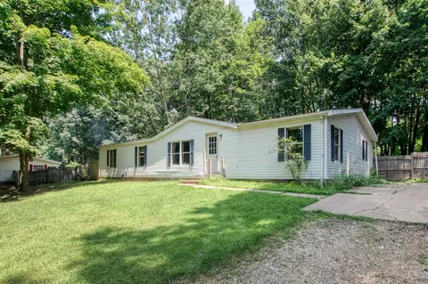 2529 Lake, Allegan, MI 49010