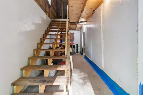 Entry Way - 878 N Wolf, Baldwin, MI 49304 photo 5 of 6