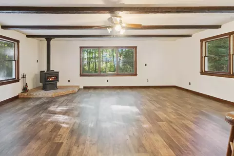 Living - 878 N Wolf, Baldwin, MI 49304 photo 5 of 10