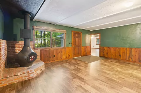 Living - 878 N Wolf, Baldwin, MI 49304 photo 10 of 10