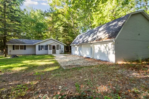 Exterior - 878 N Wolf, Baldwin, MI 49304 photo 2 of 21