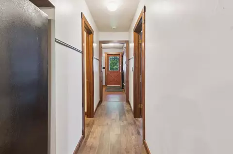 Entry Way - 878 N Wolf, Baldwin, MI 49304 photo 2 of 6
