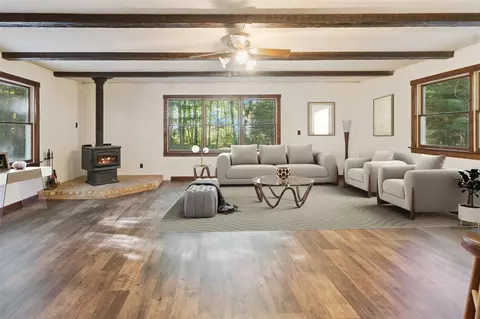Living - 878 N Wolf, Baldwin, MI 49304 photo 6 of 10