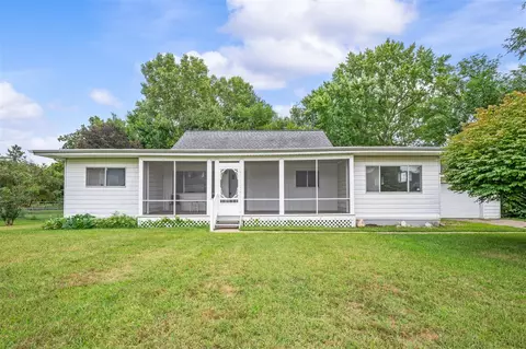 118 Schirmer, Buchanan, MI 49107