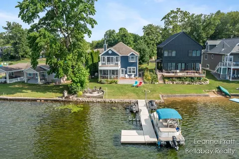 29418 Cedar Cv, Marcellus, MI 49067