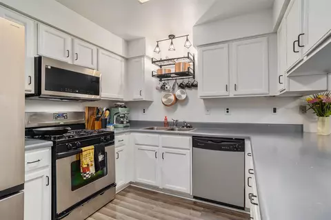 Kitchen - 72 Royal, Springfield, MI 49037 photo 1 of 1