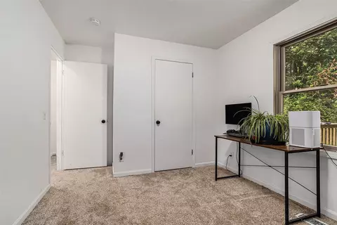 Bedroom - 72 Royal, Springfield, MI 49037 photo 5 of 8