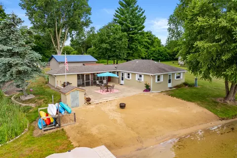 847 32nd, Allegan, MI 49010