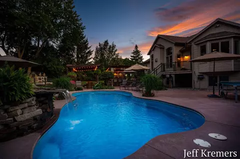 259 Stonefield, Grandville, MI 49418